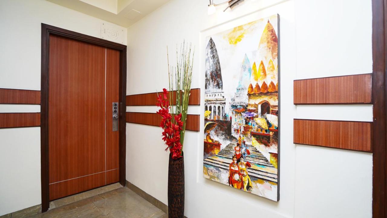 Hotel Pooja Palace Ню Делхи Екстериор снимка